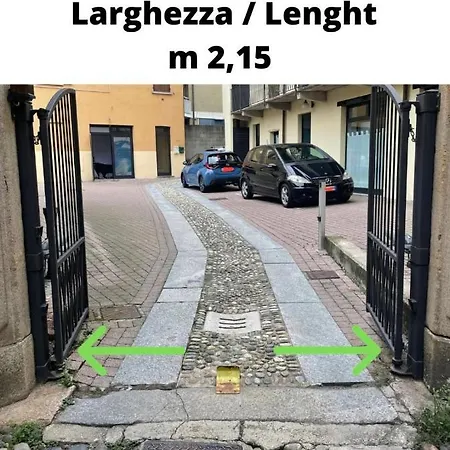 Leonardo Academy In 5' - Parcheggio Gratis - Laghi & Wi-fi Apartment