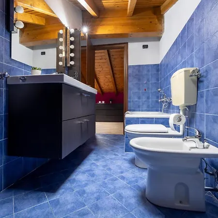 Apartamento Leonardo Academy In 5' - Parcheggio Gratis - Laghi & Wi-fi